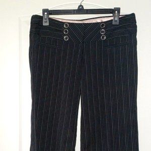 Stooshy Women Cropped Black white pin stripes capri Pants juniors size 9 Dressy